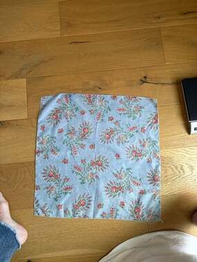 Symphony Scarfs Vintage Floral Paisley Square Scarf 20.5" x 20.5"